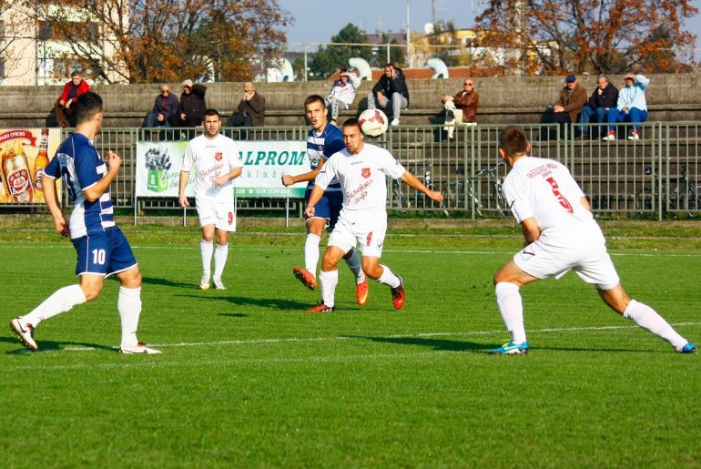 S. Ilić, Jevtić i Gentić protiv napadača Lajkovčana (foto:  Sreten Pantelić)