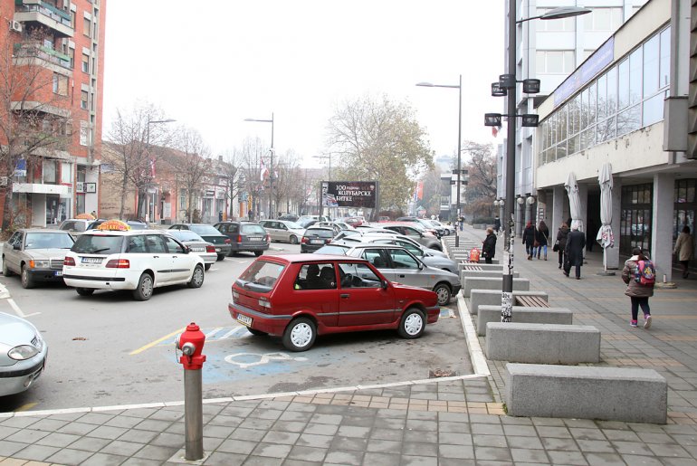 Parking (foto: Đorđe Đoković)