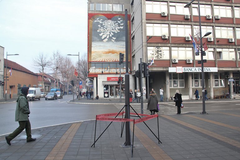 Stub na uglu Karađorđeve i Vuka Karadžića (foto: Đorđe Đoković)