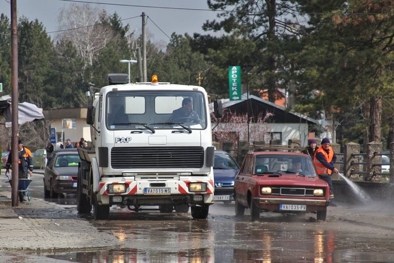 Pranje ulice (foto: Đorđe Đoković)