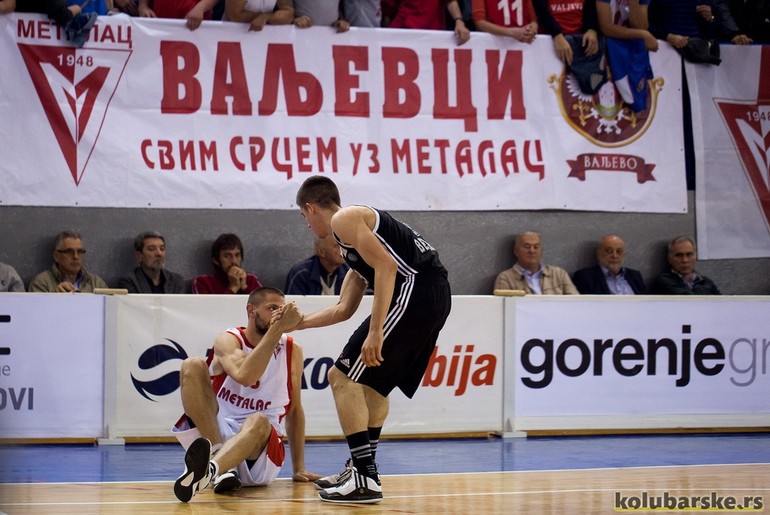 Metalac - Partizan (ilustracija) (foto: Đorđe Đoković)