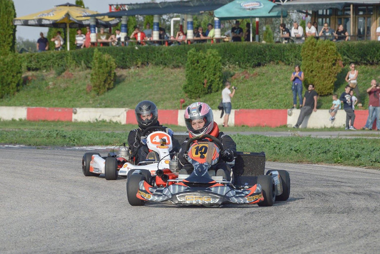 Dunja u kartingu, Ada Huja 4. oktobar 2015 (foto: trke.rs)