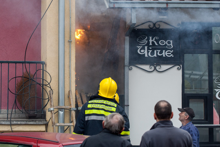 Intervencija vatrogasaca (foto: Đorđe Đoković)