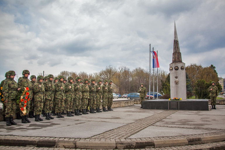 Spomenik Milenku Pavloviću (foto: Đorđe Đoković)