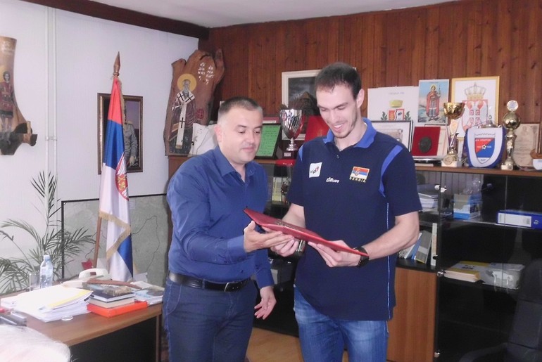 Marka je primio predsednik opštine Dragan Lazarević (foto: Miroslava Kojić)