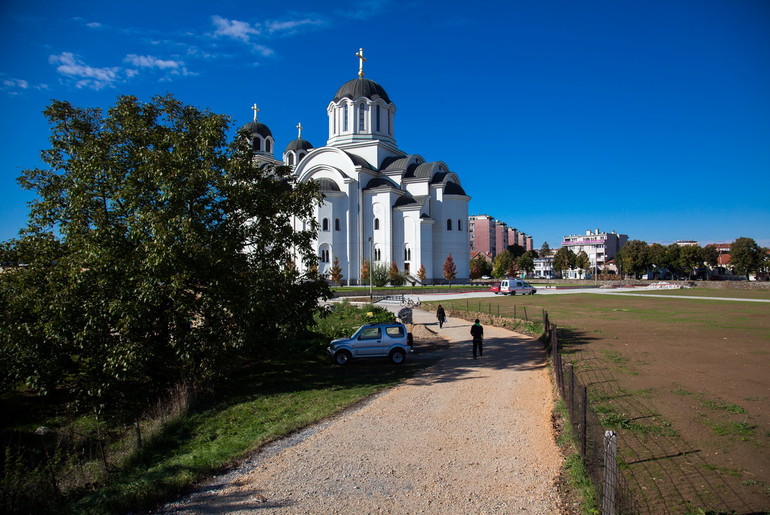 Pešačka staza kod Krušikovog stadiona (foto: Đorđe Đoković)