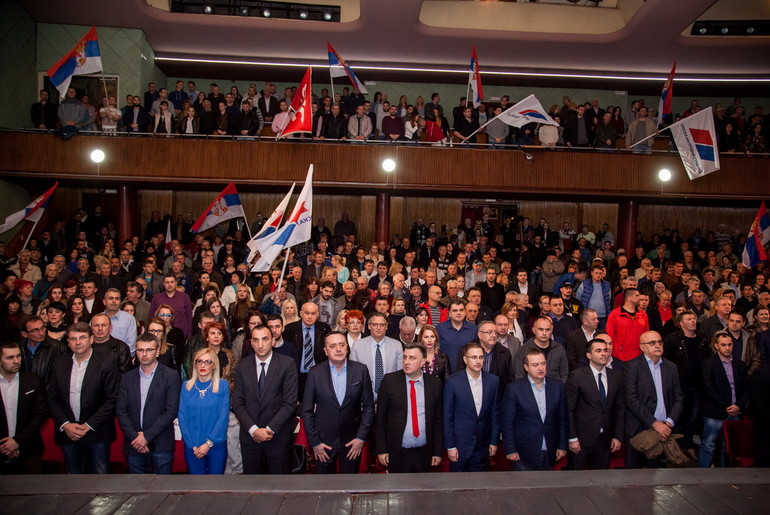 Zajednički skup SNS i SPS (foto: Đorđe Đoković)