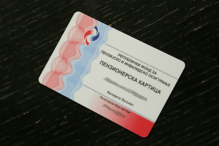 Penzionerska kartica (foto: Đorđe Đoković)