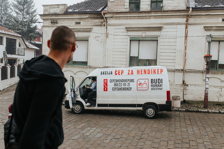 Tricikl za Nenada u akciji Čep za hendikep (foto: Đorđe Đoković)