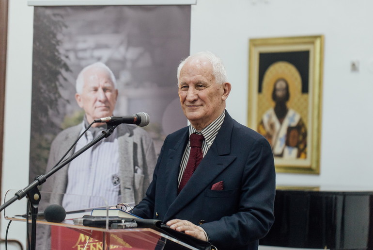 Matija Bećković u Valjevskoj gimnaziji (foto: Đorđe Đoković)