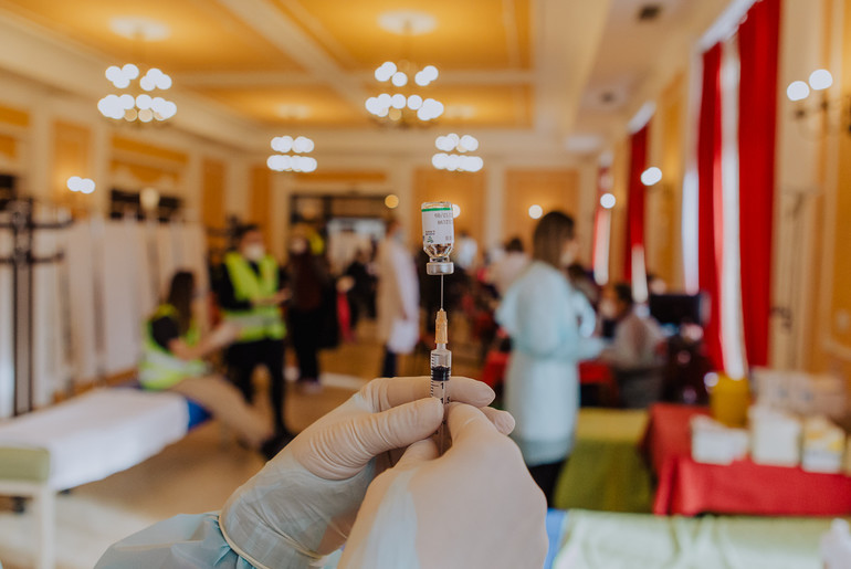Vakcinacija u Grand hotelu (foto: DjordjeDjokovic)