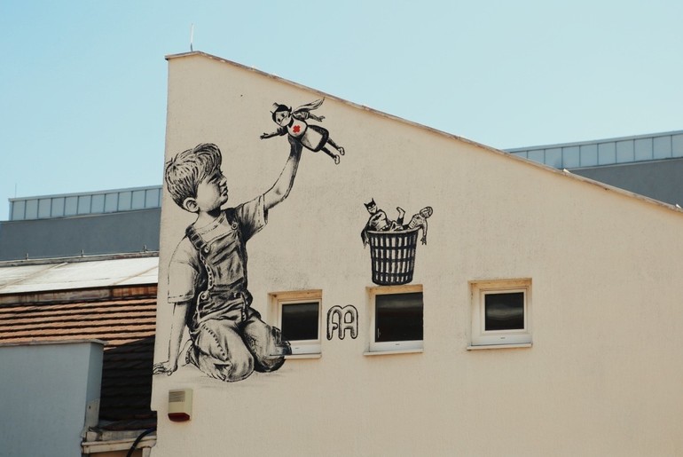 Mural na Kovid ambulanti (foto: Đorđe Đoković)