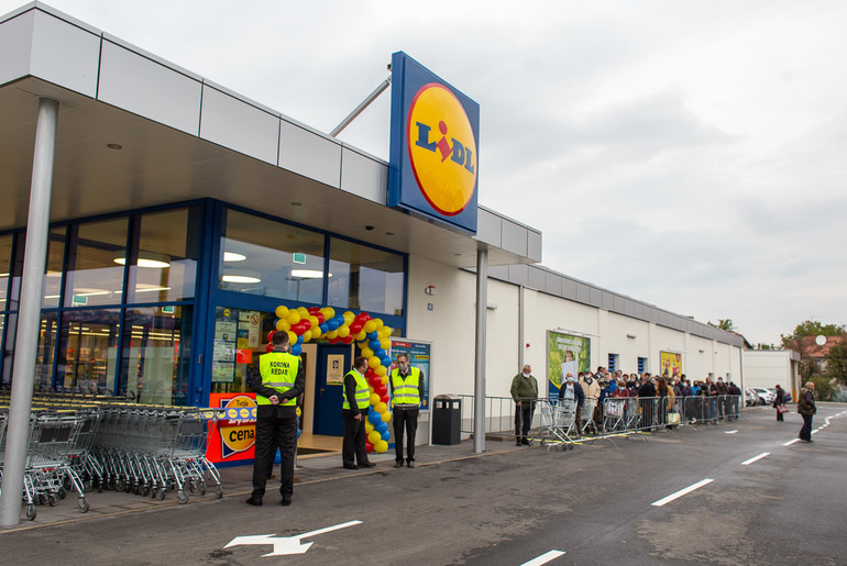 Otvoren Lidl u Valjevu (foto: Đorđe Đoković)