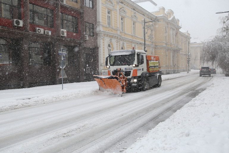 Sneg u centru Valjeva (foto: Đorđe Đoković)