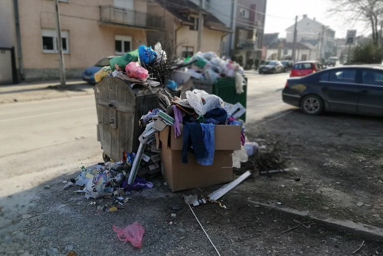 Kontejner (foto: Kolubarske.rs)