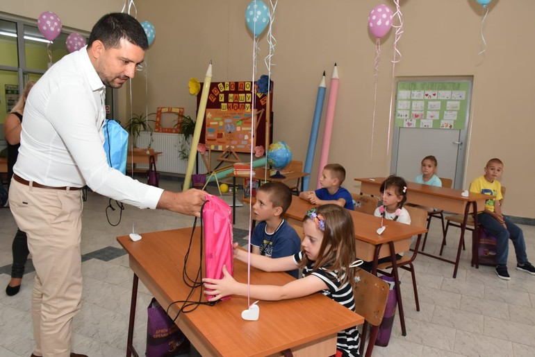 Gojković i prvaci (foto: www.valjevo.rs)