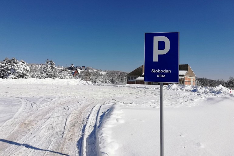 Novi parking na Divčibarama (foto: Kolubarske.rs)