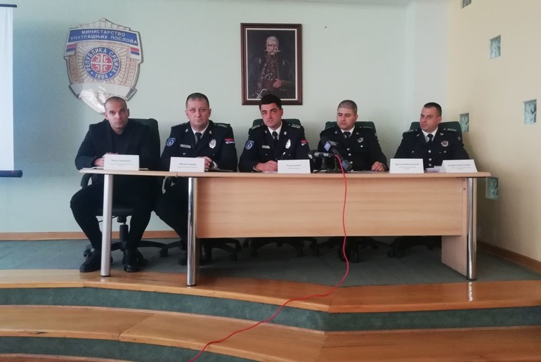 Čelnici valjevske policije (foto: Kolubarske.rs)