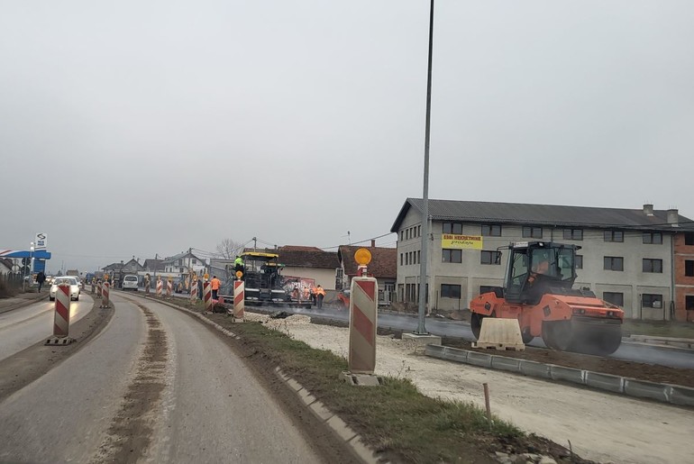 Radovi na brzoj saobraćajnici (foto: Kolubarske.rs)