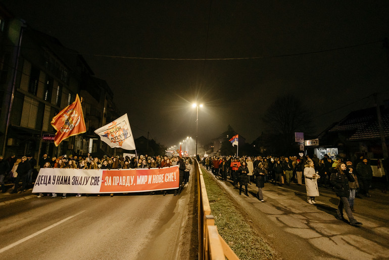 Protestna šetnja u Valjevu (foto: Đorđe Đoković)