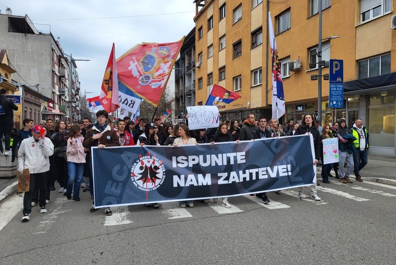 Protestna kolona (foto: Kolubarske.rs)