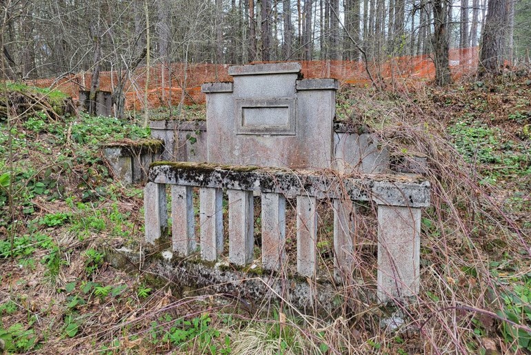 Zaboravljena česma na Divčibarama (foto: Kolubarske.rs)