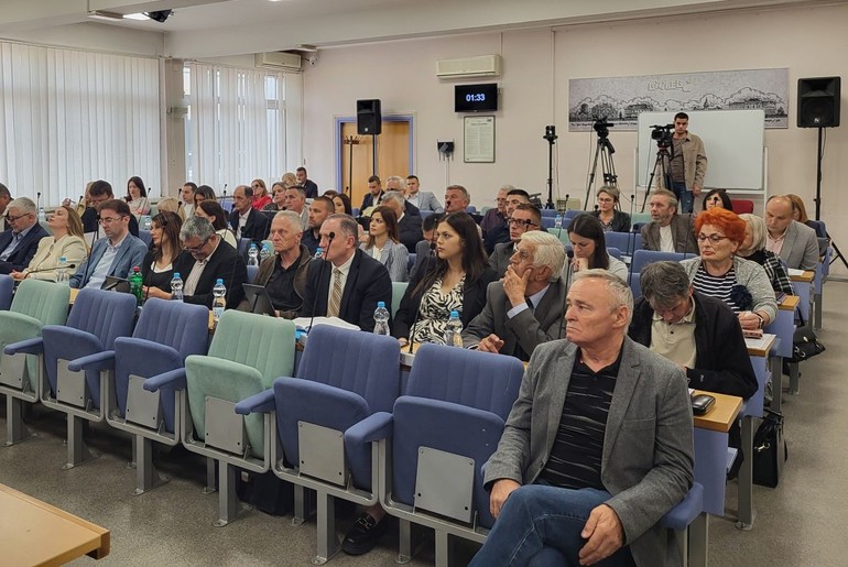 Skupština grada Valjeva (foto: Kolubarske.rs)